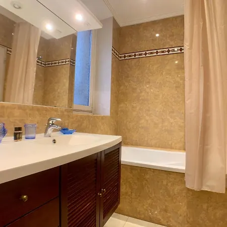 Apartment General Ferrie T2 *